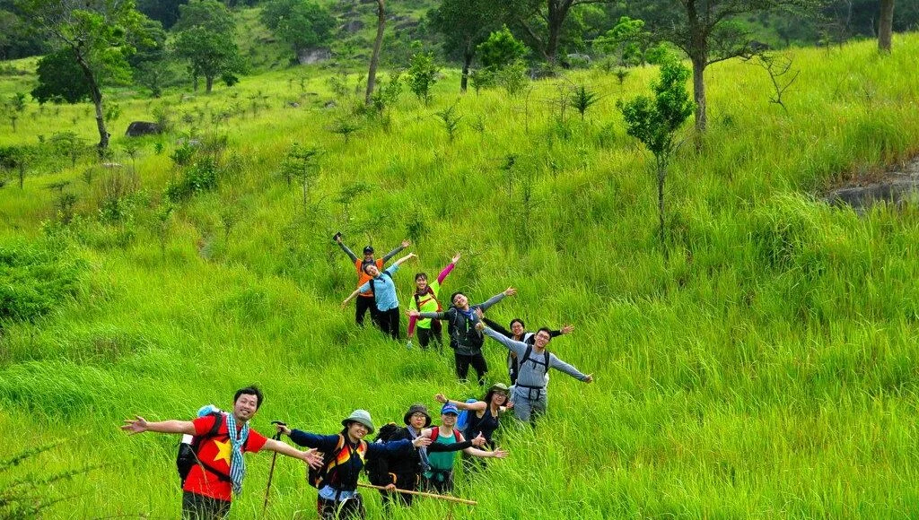 Từ A-Z lịch trình Trekking Núi Chúa 2N2Đ hấp dẫn